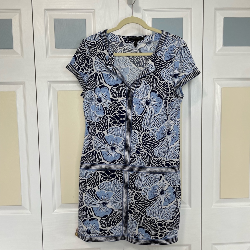 BCBGMaxAzria‎ Black Blue and White Floral Patterned Dress Size M
